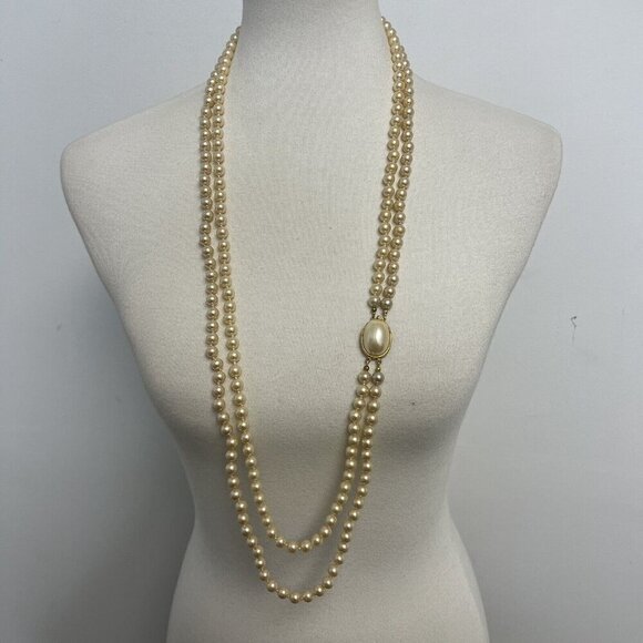 Vintage Cream Faux Pearl Double Strand Beaded Necklace - Picture 13 of 13